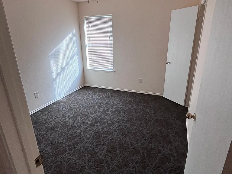 8555 Stetson Dr — Photo 20