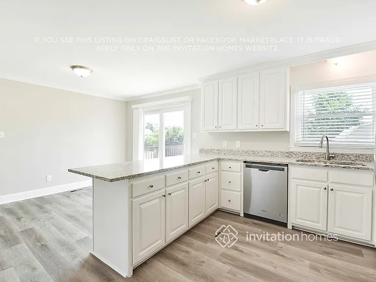 2134 Hopedale St — Photo 10