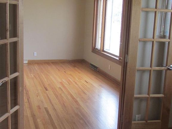 Office / 5th bedroom