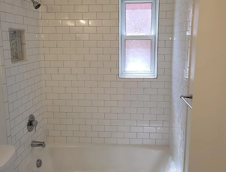 720 N Vermont St #1 — Photo 2