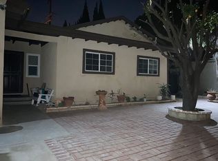 1811 W Flora St, Santa Ana, CA 92704