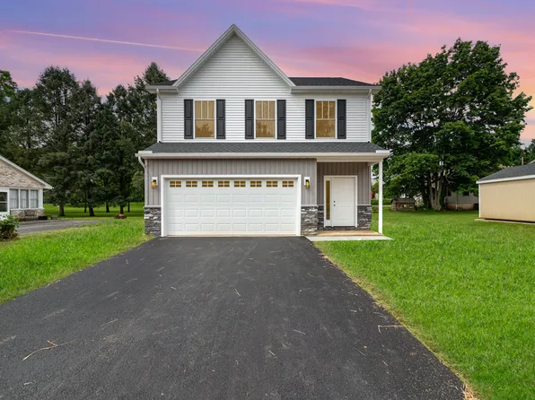 THE VIRGINIA PINE Plan, CAPTAINS COVE