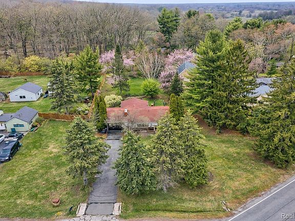 3rd image of 7192 Torrey Rd