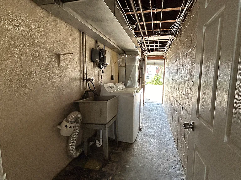 6640 Roosevelt Blvd — Photo 14