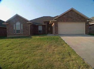1724 SW 32nd, Moore, OK 73170