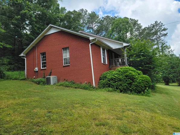 9150 Brasher Rd, Warrior, AL 35180