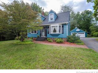 153 Red Stone Hl, Plainville, CT 06062
