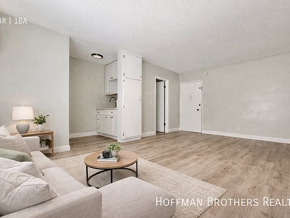 2nd image of 5452 Sierra Vista Ave #306