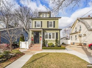 130 Daniel Ave, Rutherford, NJ 07070