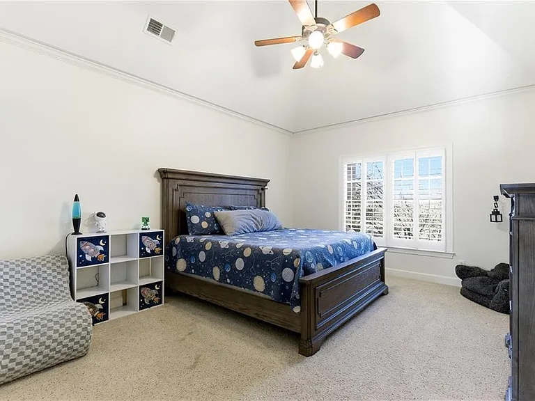 6335 Howell Cobb Ct — Photo 24