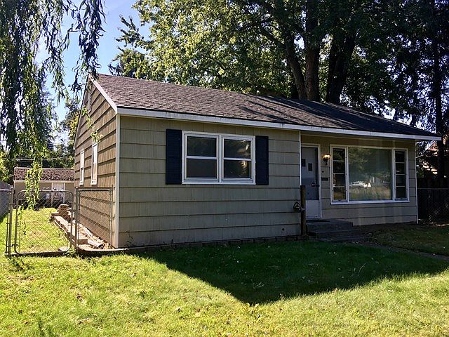 1st image of 206 E Dayton Ave