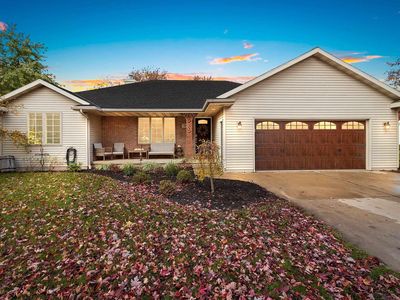 381 Falcon Dr, Pulaski, WI, 54162