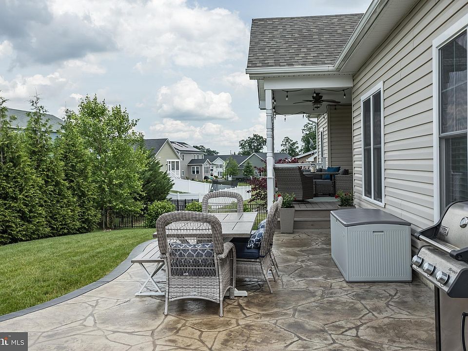 158 Abrams Pointe Blvd, Winchester, VA 22602 Zillow