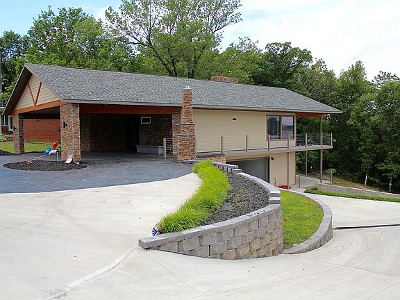 Upper and Lower Driveway