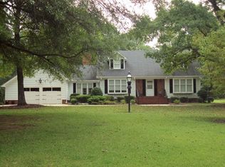 101 N Hill Ct, Hodges, SC 29653