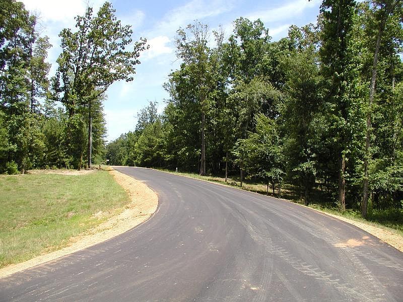 1st image of 174 Lost Lake Hills Dr