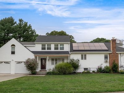 480 Church Ave, Warwick, RI, 02889