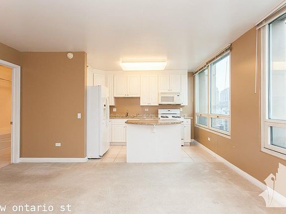 2nd image of 33 W Ontario St #1518