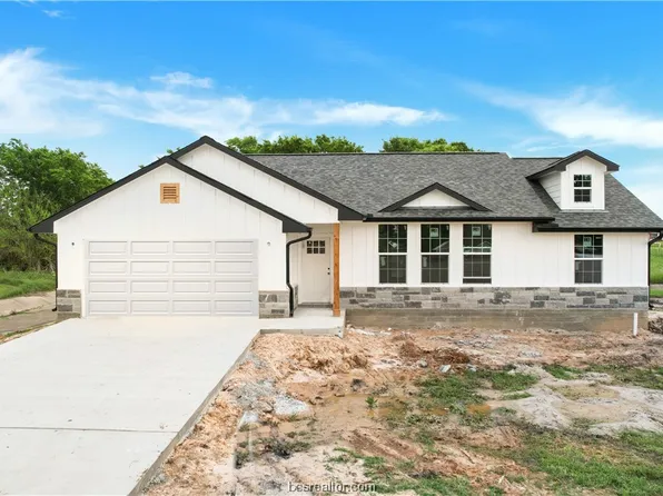 102 Mourning Dove, Navasota, TX 77868