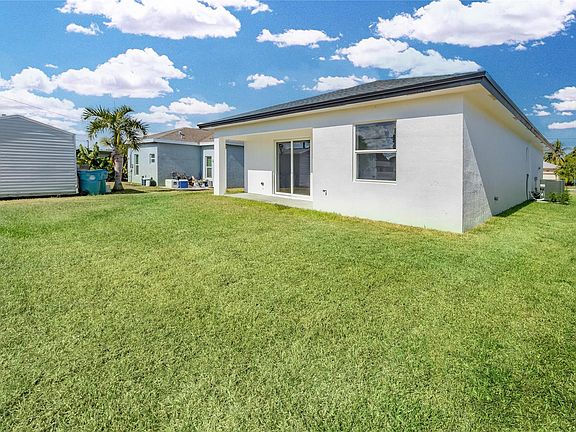 5th image of 428 NW 10th Avenue