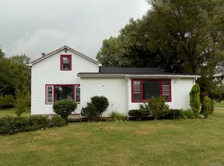 10990 Miland Rd, Clarence Center, NY 14032