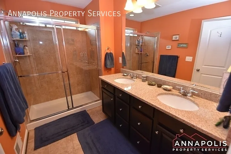 806 Nancy Lynn Ln — Photo 16
