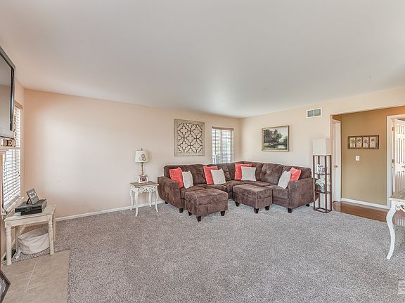 4th image of 2564 Westgate Ln