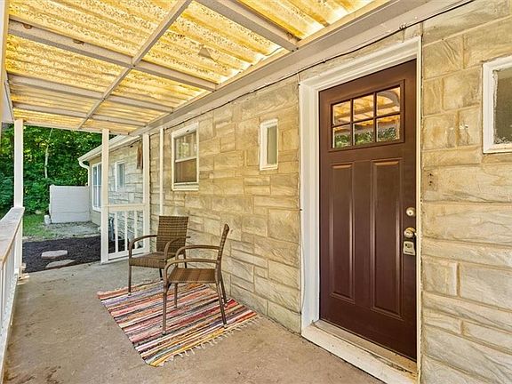 2nd image of 608 S 73rd Pl