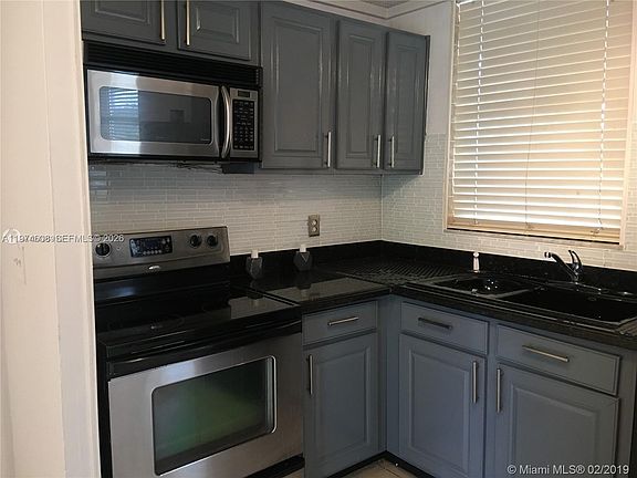 5th image of 1801 S Treasure Dr APT 124