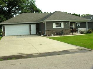 1229 Mechanic St, Osage, IA 50461