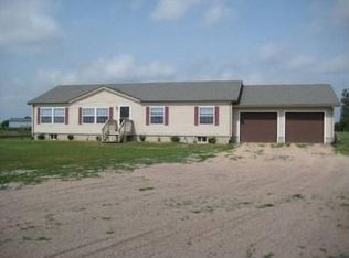 685 8th Ave, Saint Paul, NE 68873