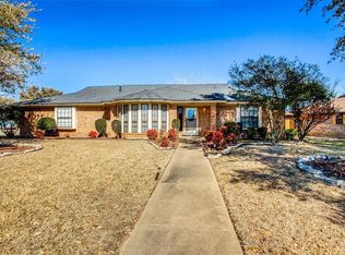 5708 Rio De Janeiro Cir, Fort Worth, TX 76180