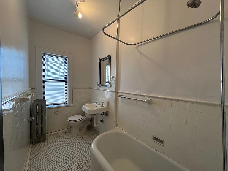 Stevens Square Apartments — Photo 150