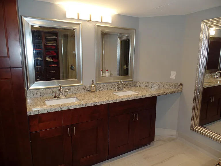 2851 N Oakland Forest Dr #111 — Photo 13