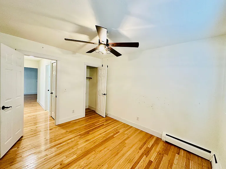 Aquila Flats — Photo 13