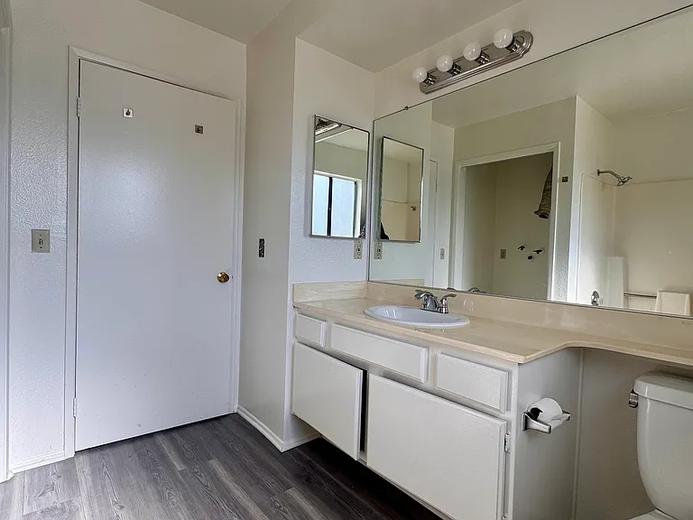 14468 Benefit St #5 — Photo 20
