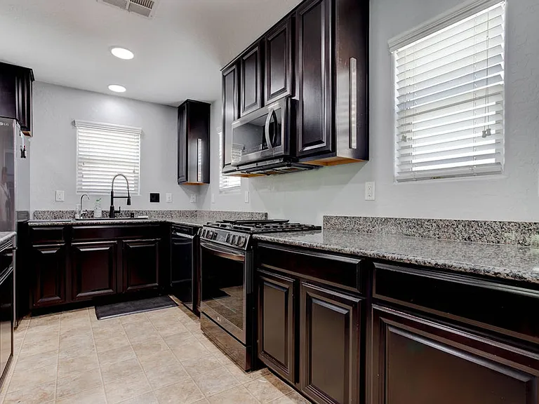 7724 Vibrant Thread Ct — Photo 13