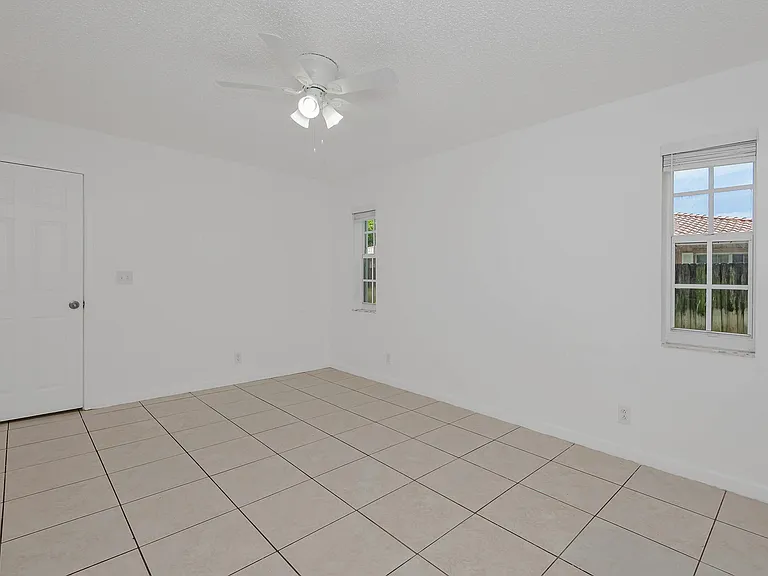 8830 W Sample Rd #8 — Photo 15