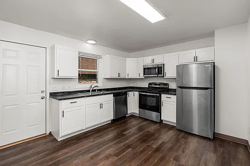 1224-1298 Sunfield St Photo 1