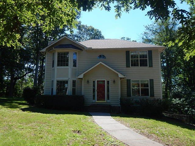 1st image of 908 Woodway Dr