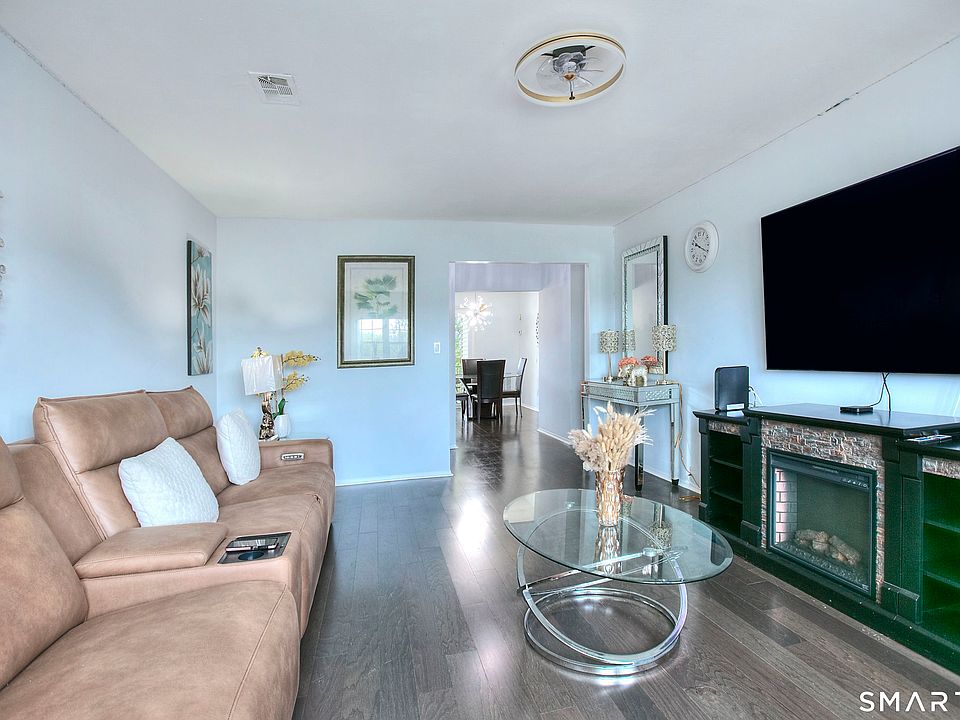 1st image of 50 Greenhouse Road #57D