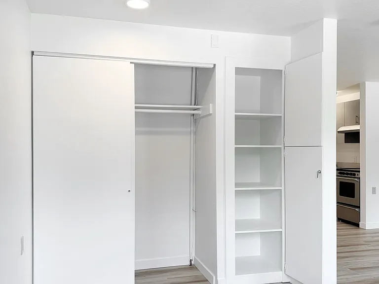 Unit 428 - Top Floor