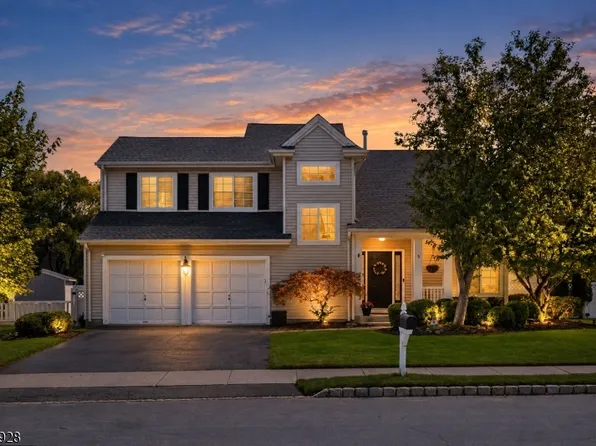 5 Kates Turn, Jefferson Twp., NJ 07438