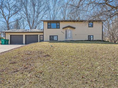 209 Trilane Dr, Nya, MN, 55397