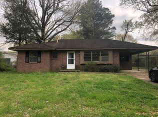 1633 Puryear Rd, Memphis, TN 38116