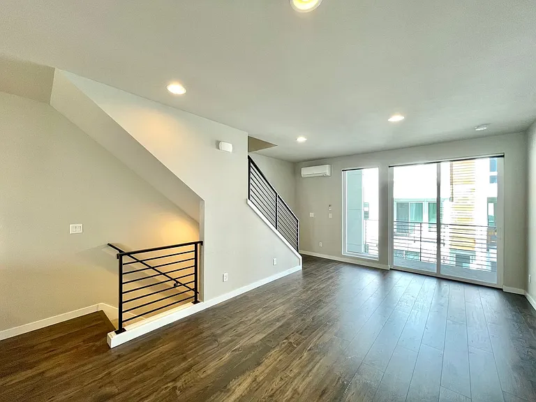 8602 22nd Pl NE — Photo 7