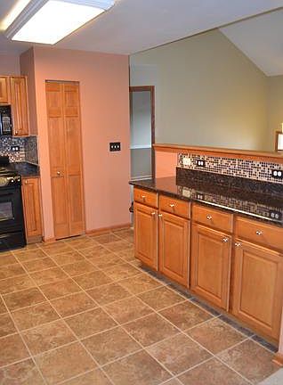 3rd image of 588 Lincoln Station Dr