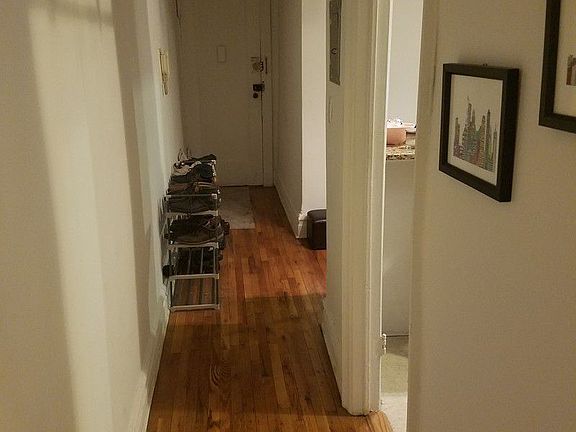 5th image of 4526 44th St APT 5E