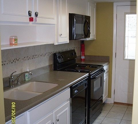 4th image of 7422 Country Brook Dr