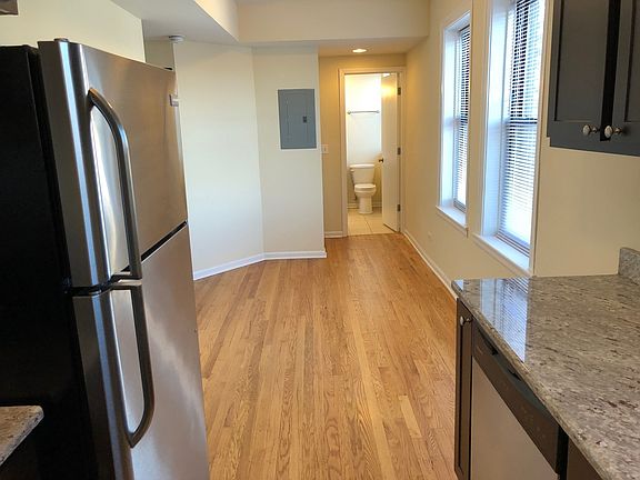 2nd image of 2803-05 W Lawrence Ave #B3e
